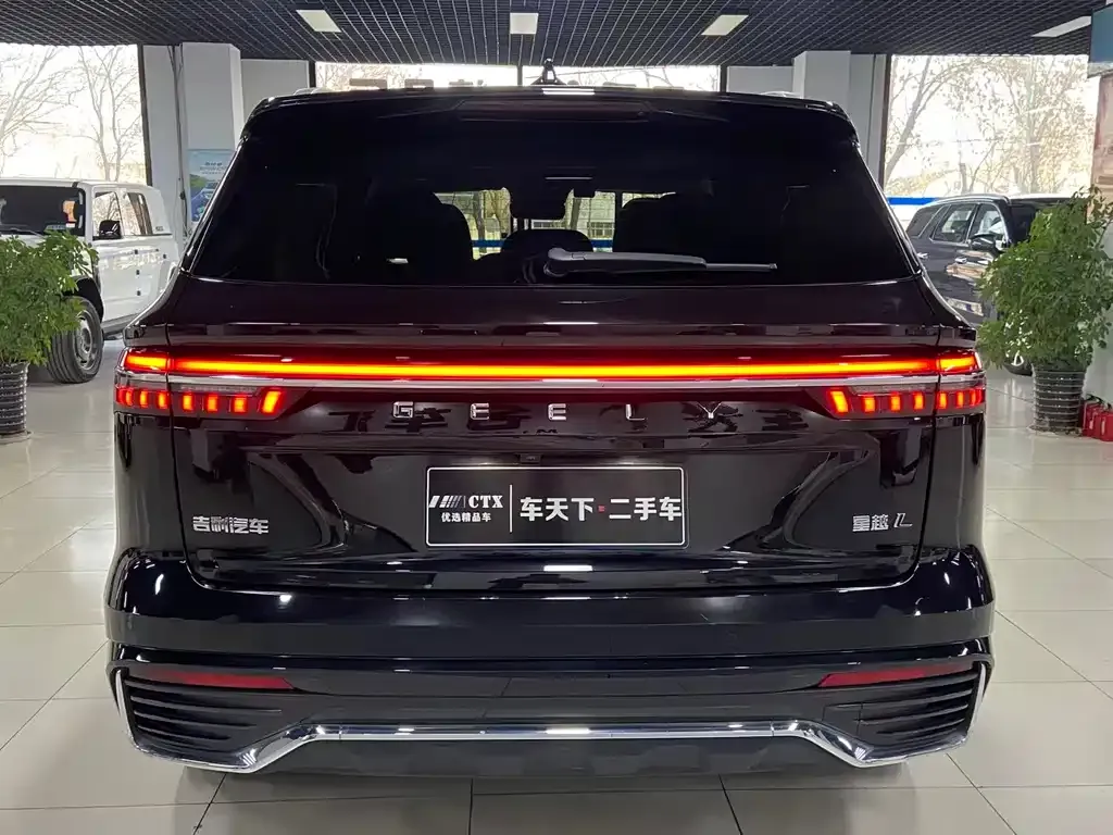 Geely Xingyue L — фото 6