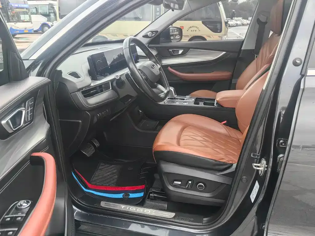 Chery Tiggo 8 PLUS — фото 9