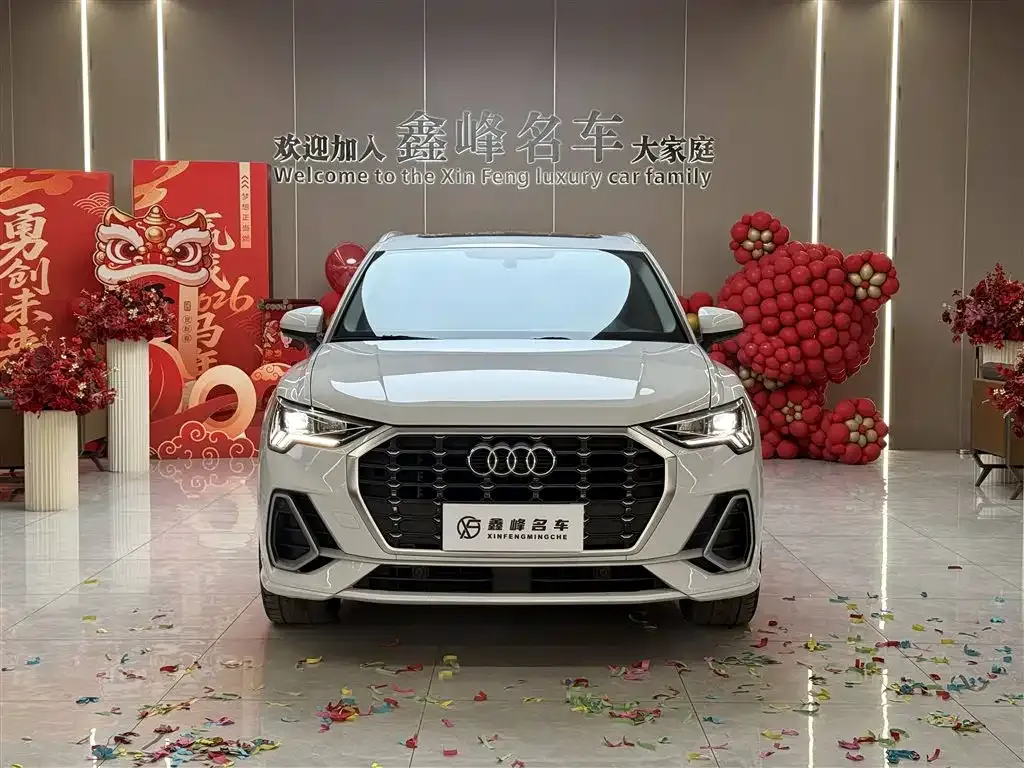 Audi Q3 2022 из CN, фото 10