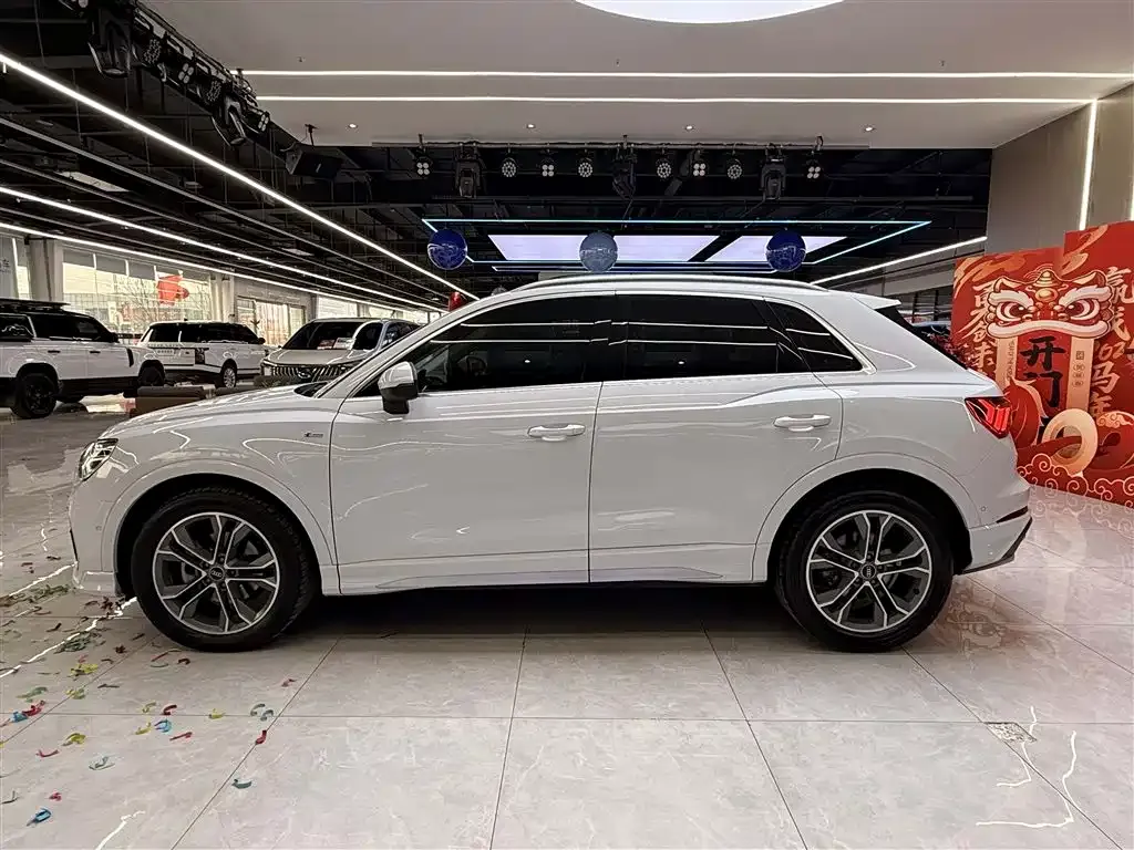 Audi Q3 2022 из CN, фото 7