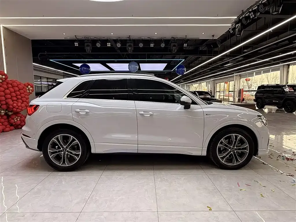 Audi Q3 2022 из CN, фото 3