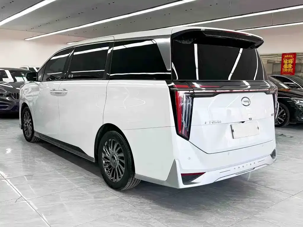 GAC Motor Trumpchi M8 — фото 2