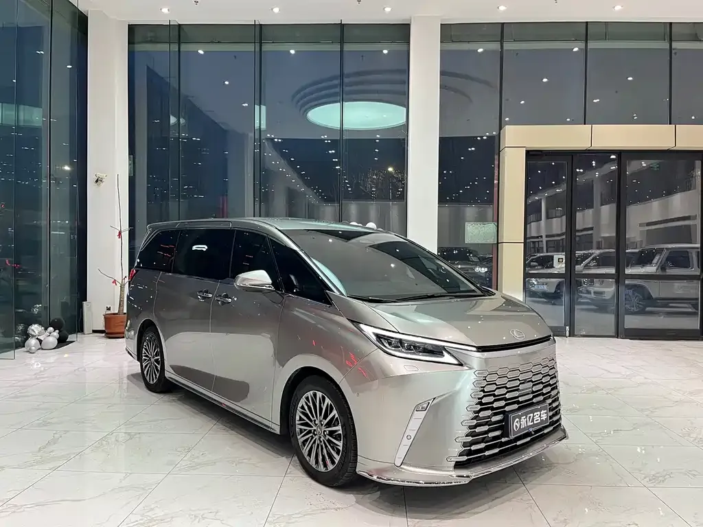 Lexus LM 2024 из CN, фото 1