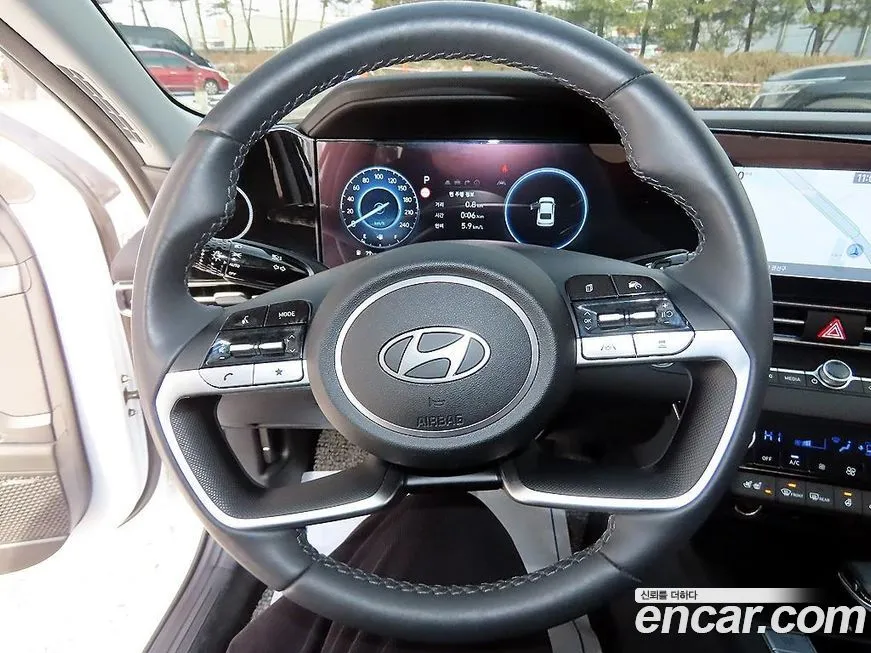Hyundai AVANTE — фото 4