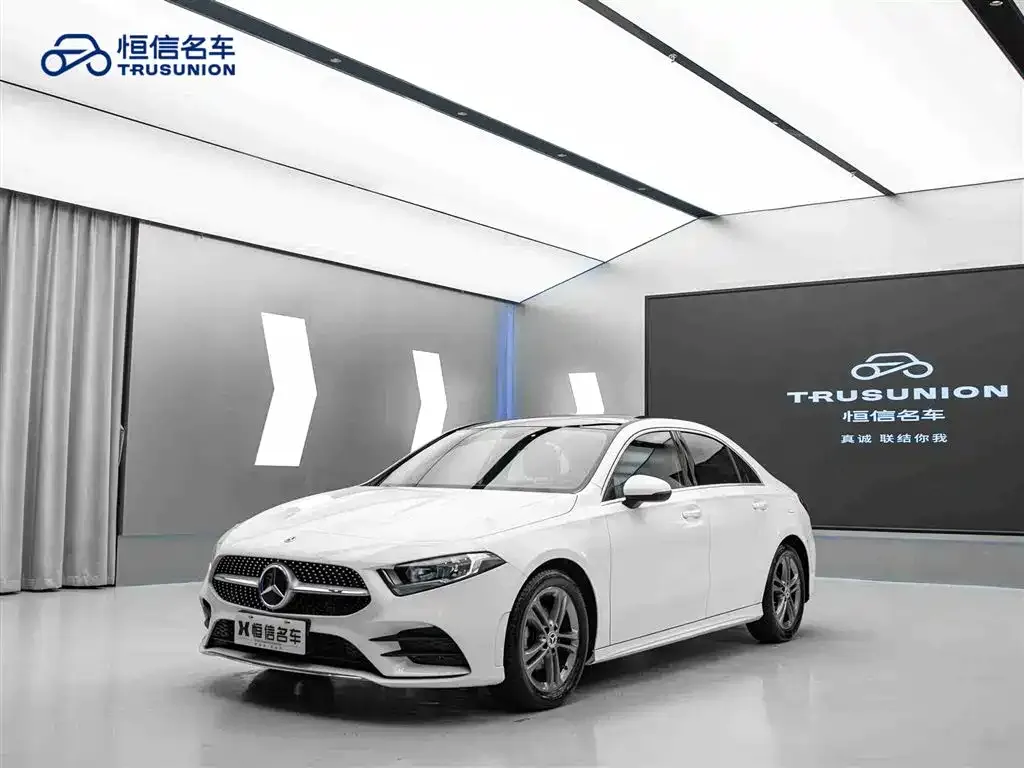 Mercedes-Benz A-Class — фото 6