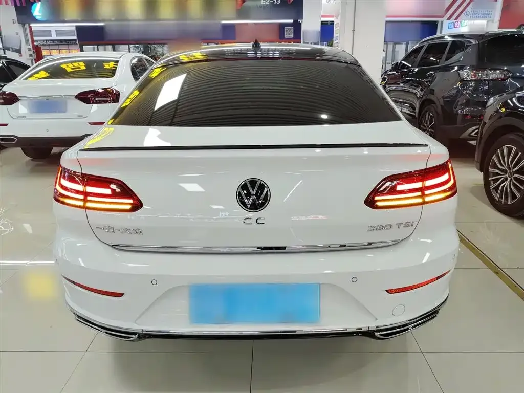 Volkswagen CC 2022 из CN, фото 7