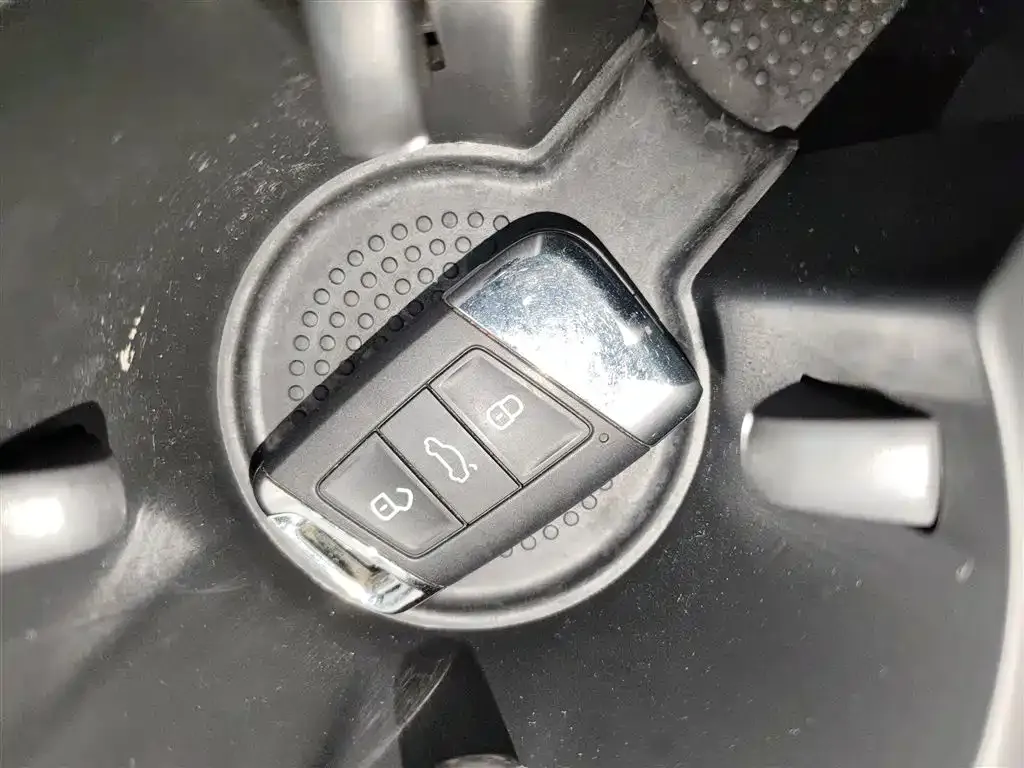 Volkswagen CC 2022 из CN, фото 6