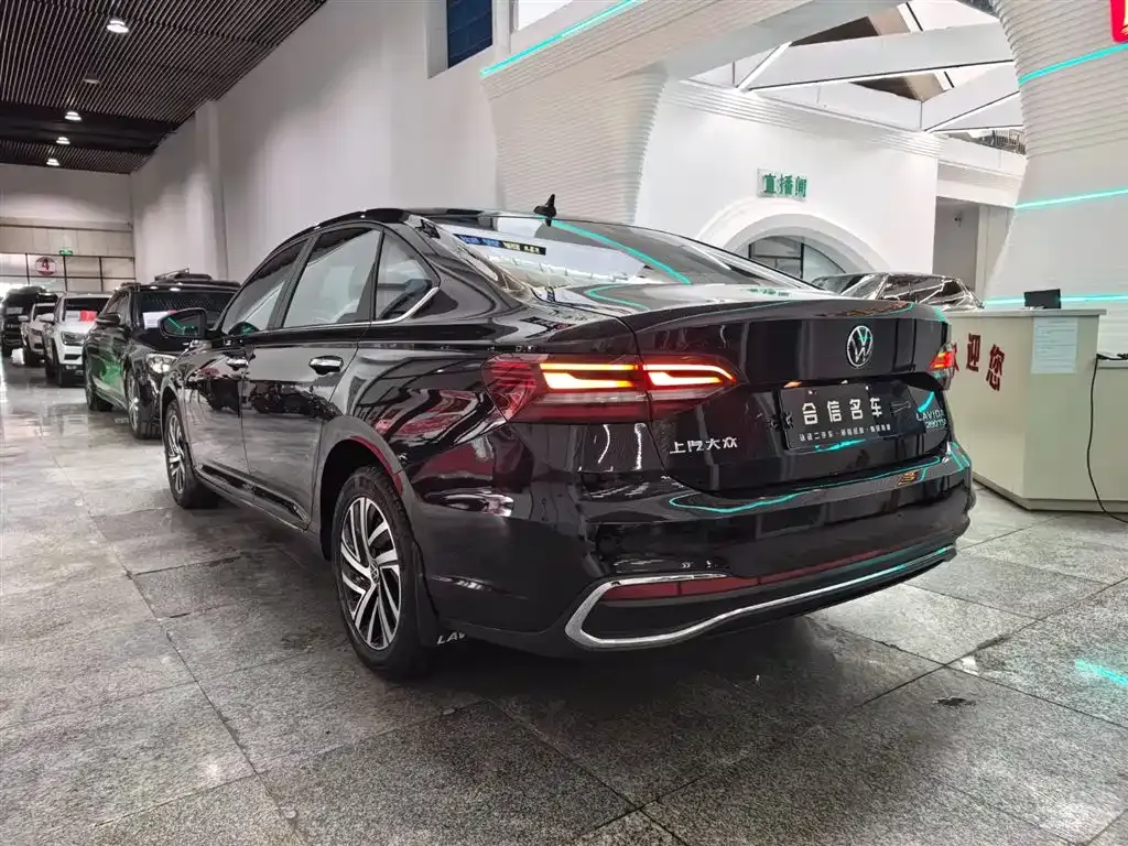 Volkswagen Lavida 2023 из CN, фото 7
