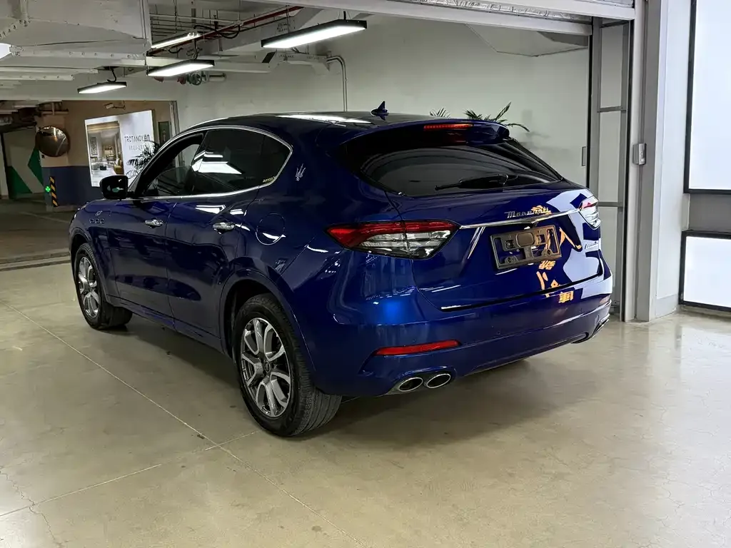 Maserati Levante — фото 4