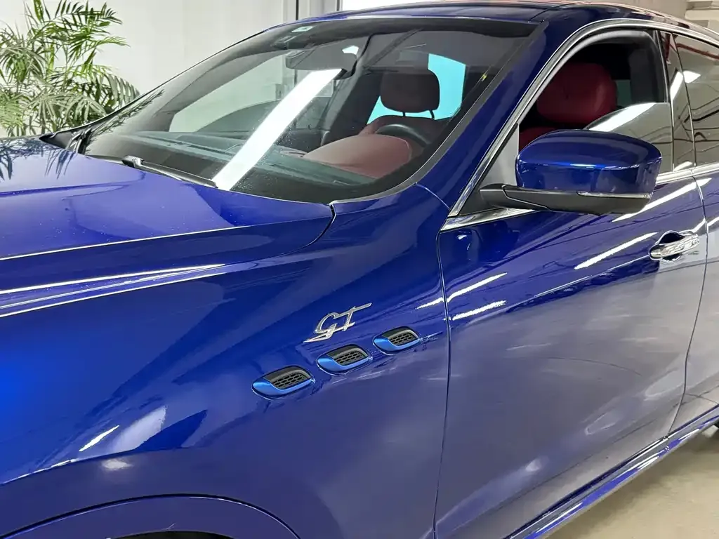 Maserati Levante — фото 10