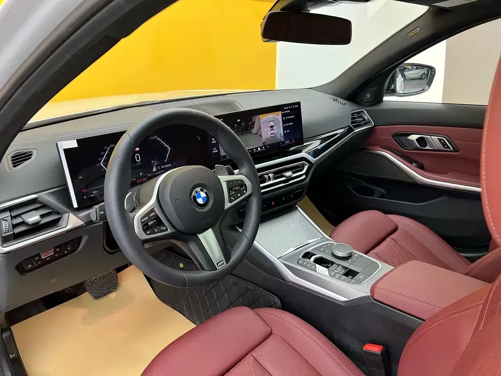 BMW 3 Series 2024 из CN, фото 2