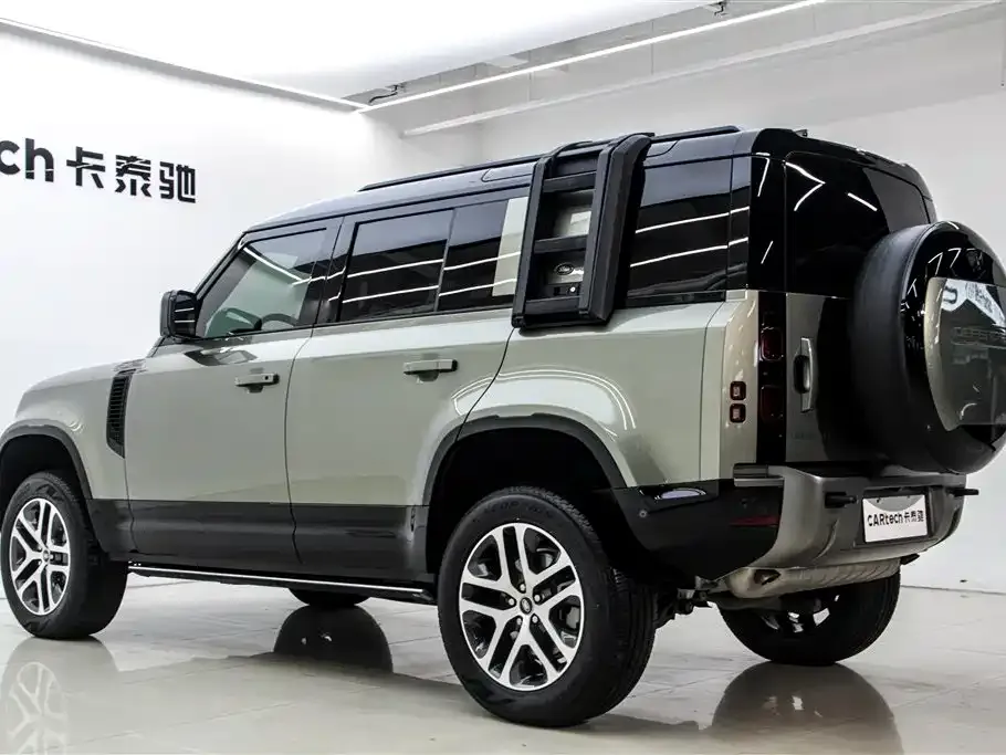 Land Rover Defender — фото 10