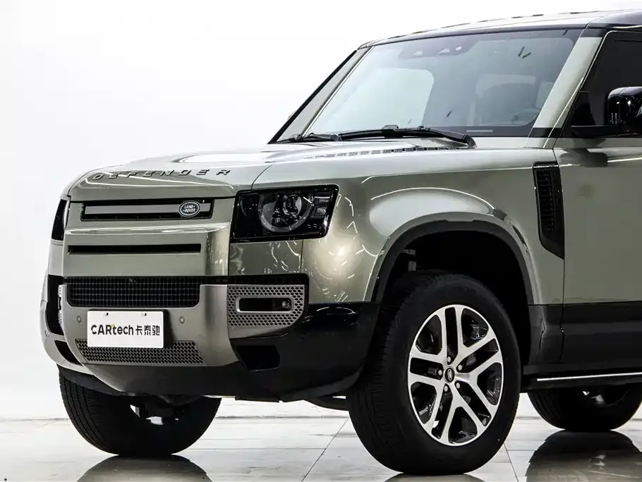 Land Rover Defender — фото 9