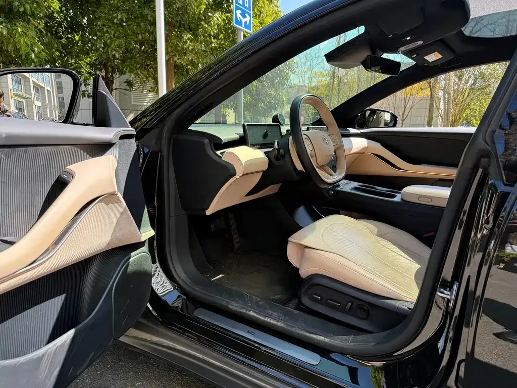 NIO ET5T 2024 из CN, фото 8