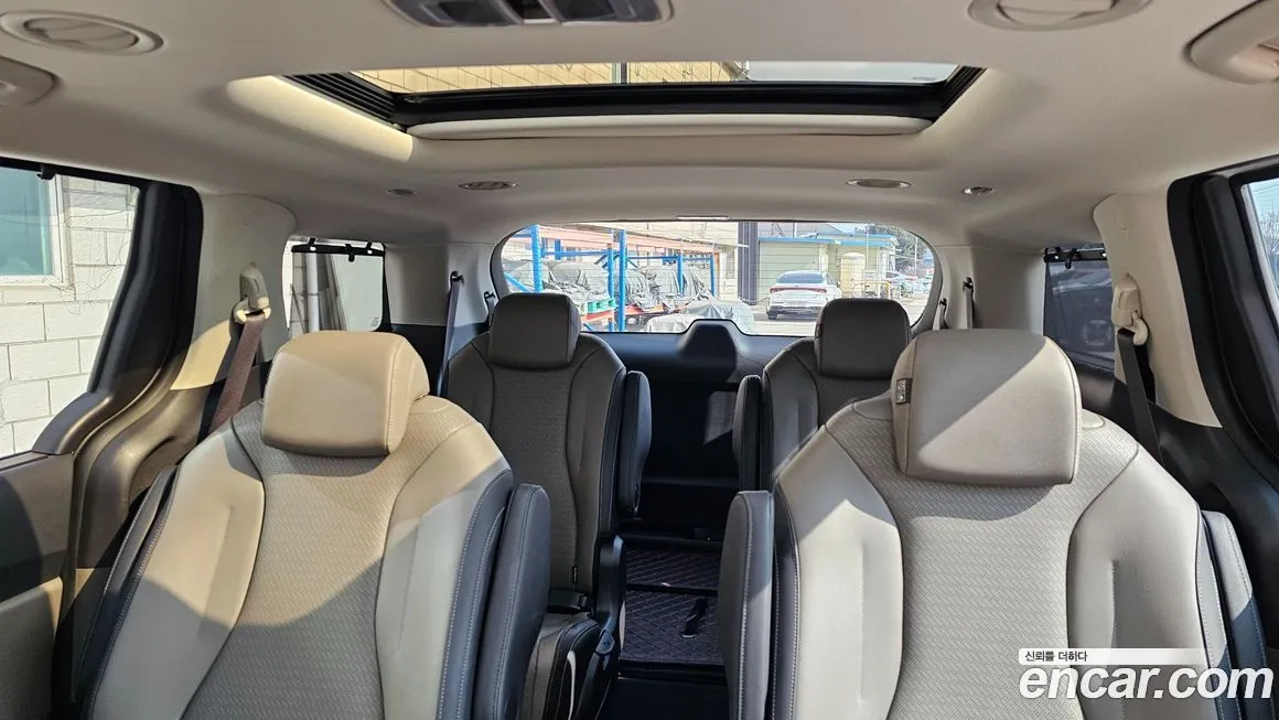 Kia Carnival — фото 2