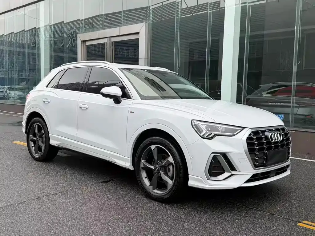 Audi Q3 2022 из CN, фото 10