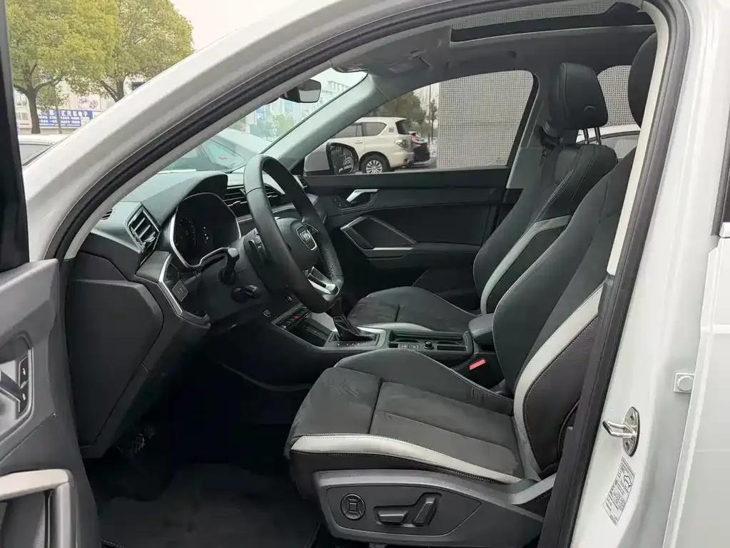 Audi Q3 2022 из CN, фото 7