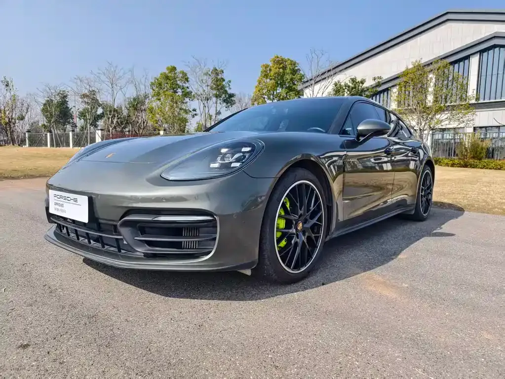Porsche Panamera Hybrid
