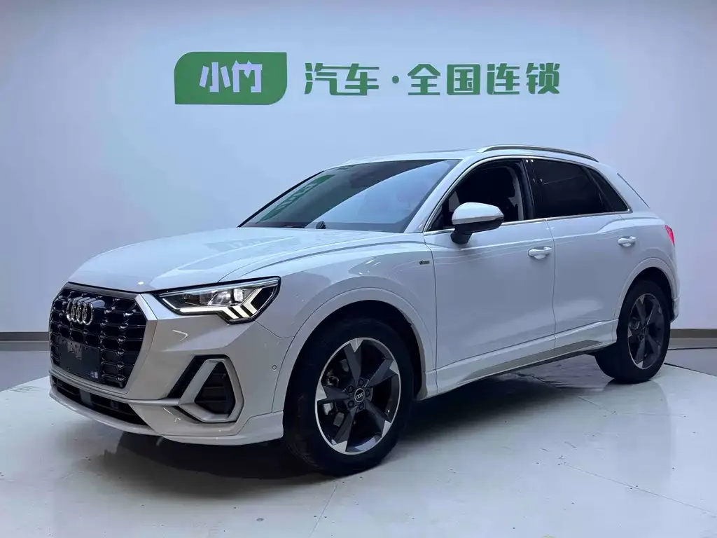 Audi Q3 2023 из CN, фото 1
