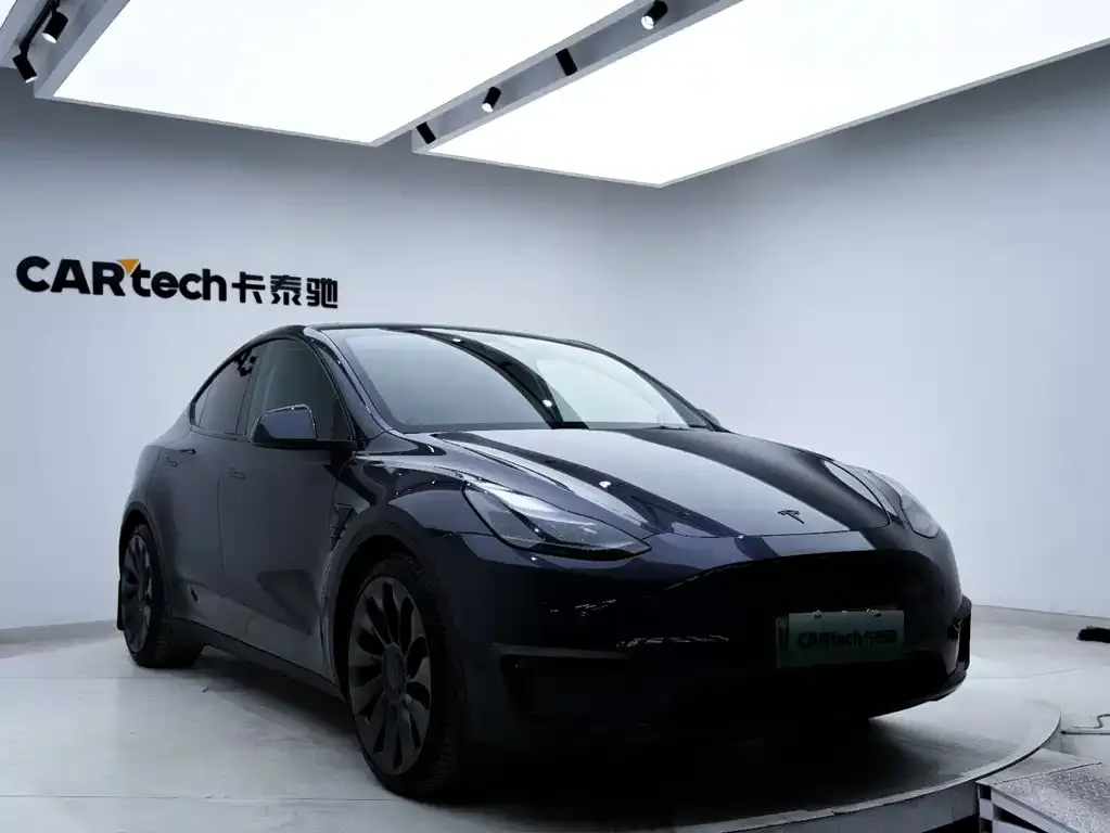 Tesla Model Y — фото 7