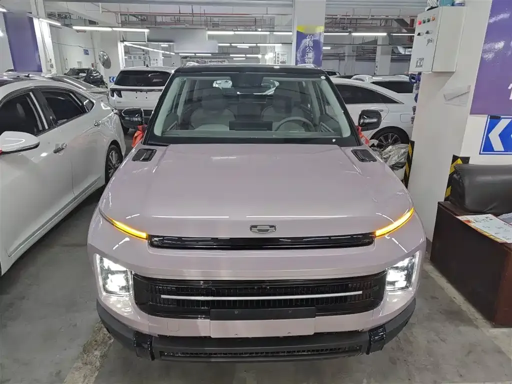 Geely Icon — фото 10