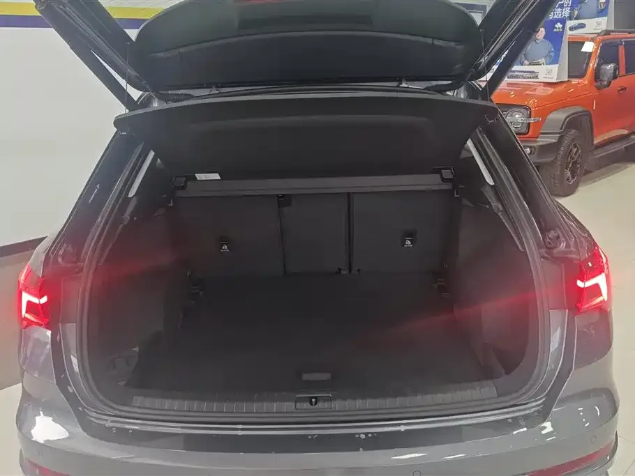 Audi Q3 2023 из CN, фото 6