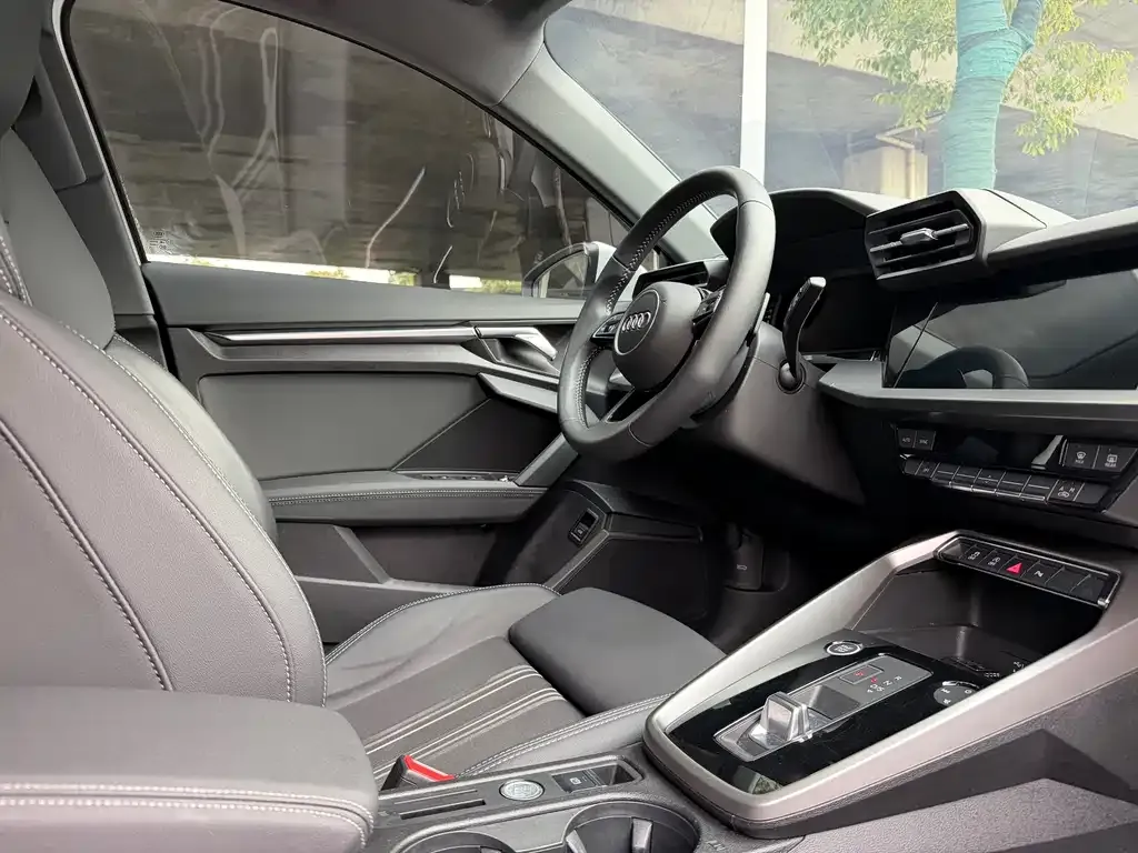 Audi A3 2022 из CN, фото 9