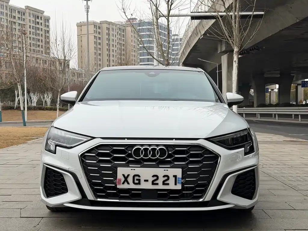 Audi A3 2022 из CN, фото 3