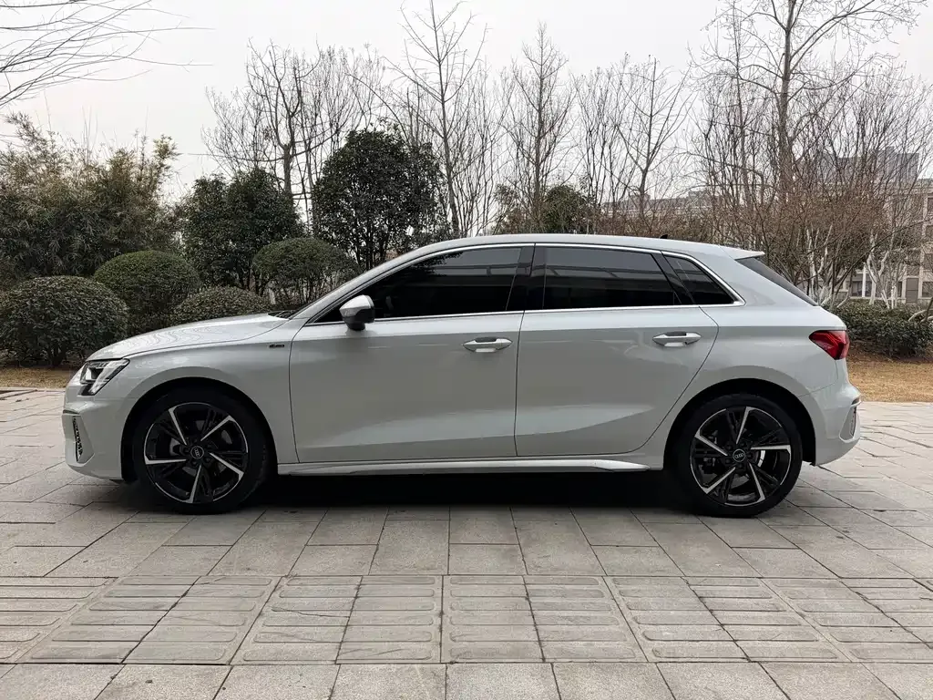 Audi A3 2022 из CN, фото 5