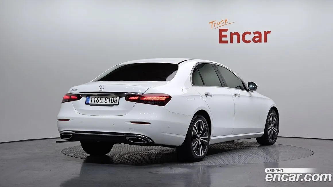 Mercedes-Benz E-Class 2022 из KR, фото 2