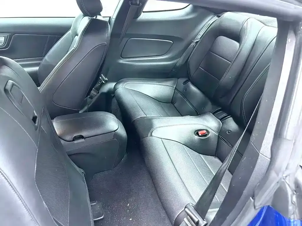 Ford Mustang 2022 из CN, фото 10