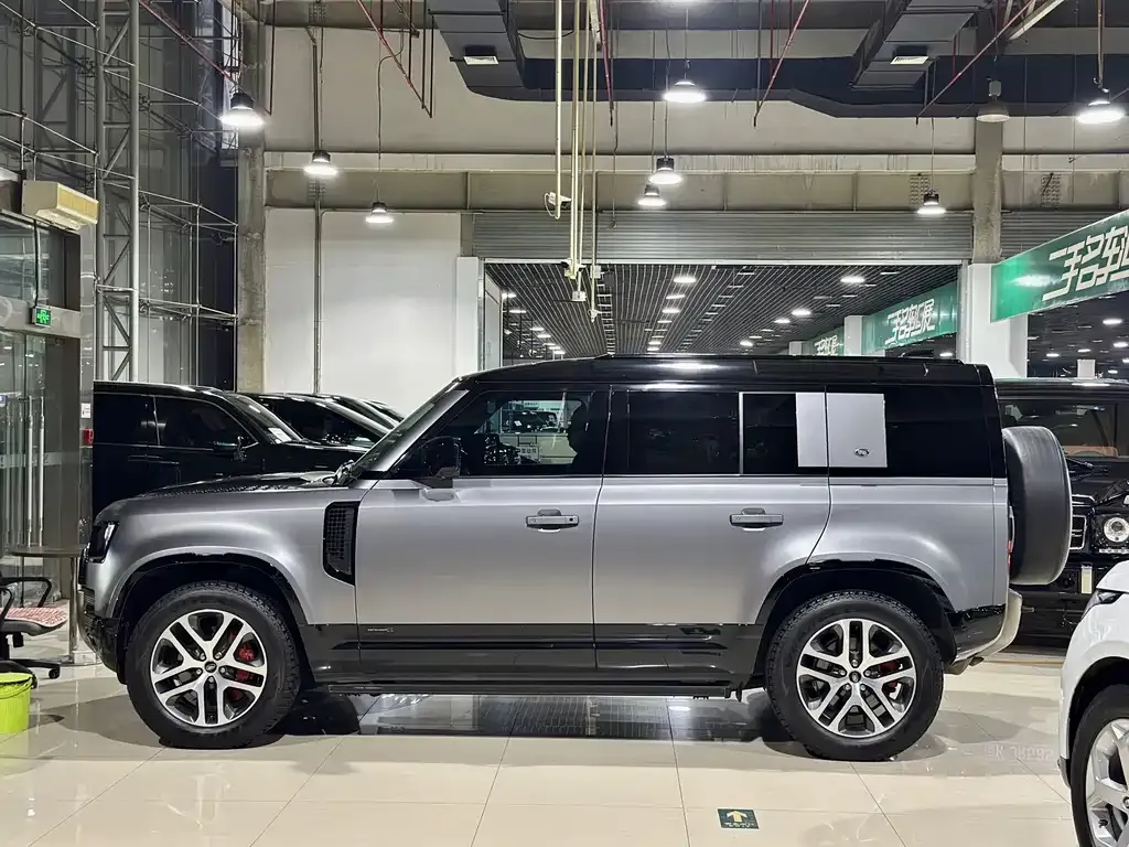 Land Rover Defender — фото 3