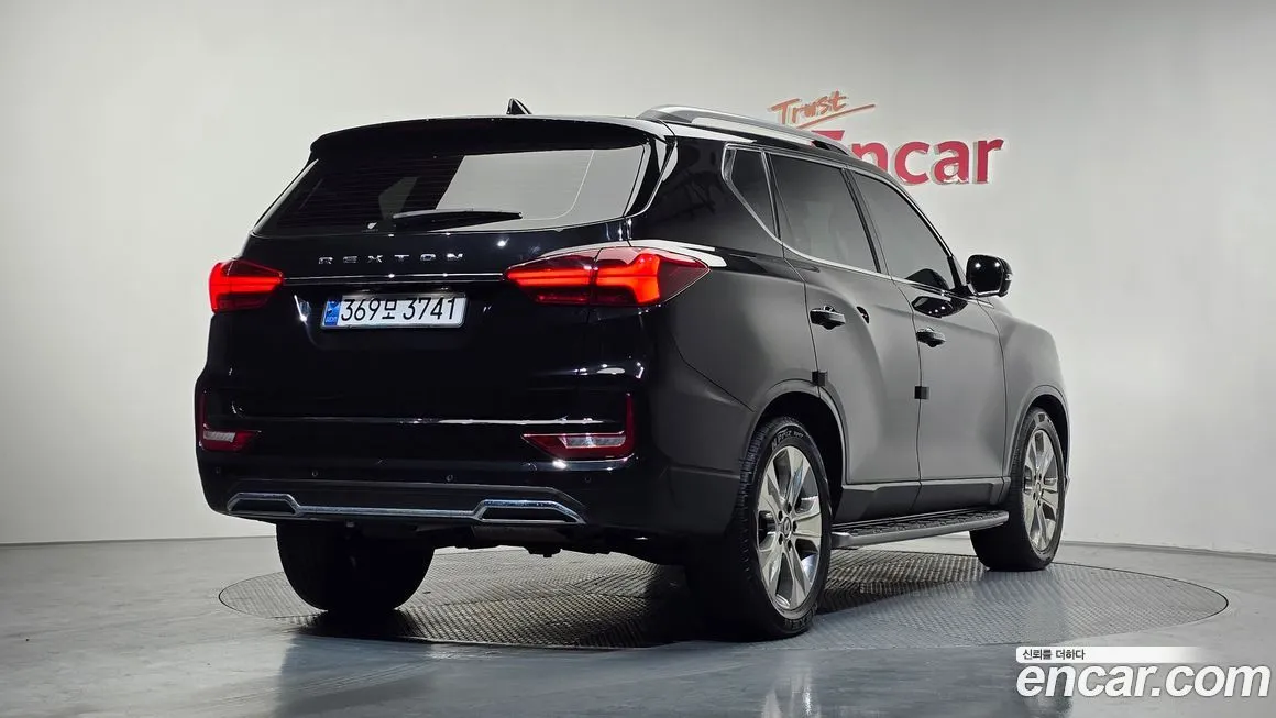 KG Mobility (Ssangyong) Rexton — фото 4
