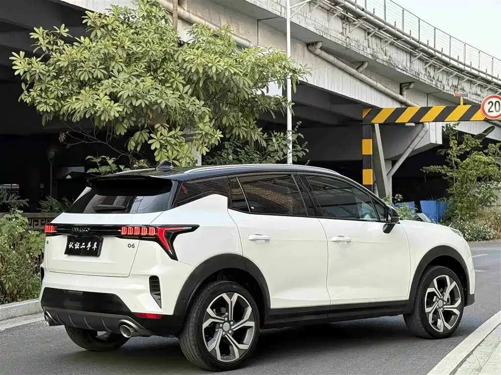 Lynk & Co 06 2023 из CN, фото 3