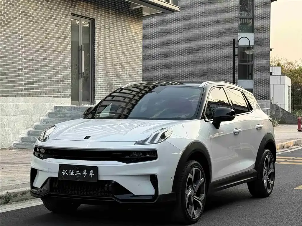 Lynk & Co 06 2023 из CN, фото 9