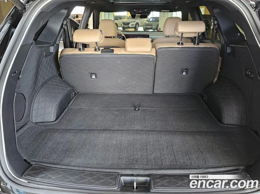 Kia Sorento — фото 6