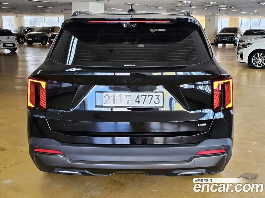 Kia Sorento — фото 7