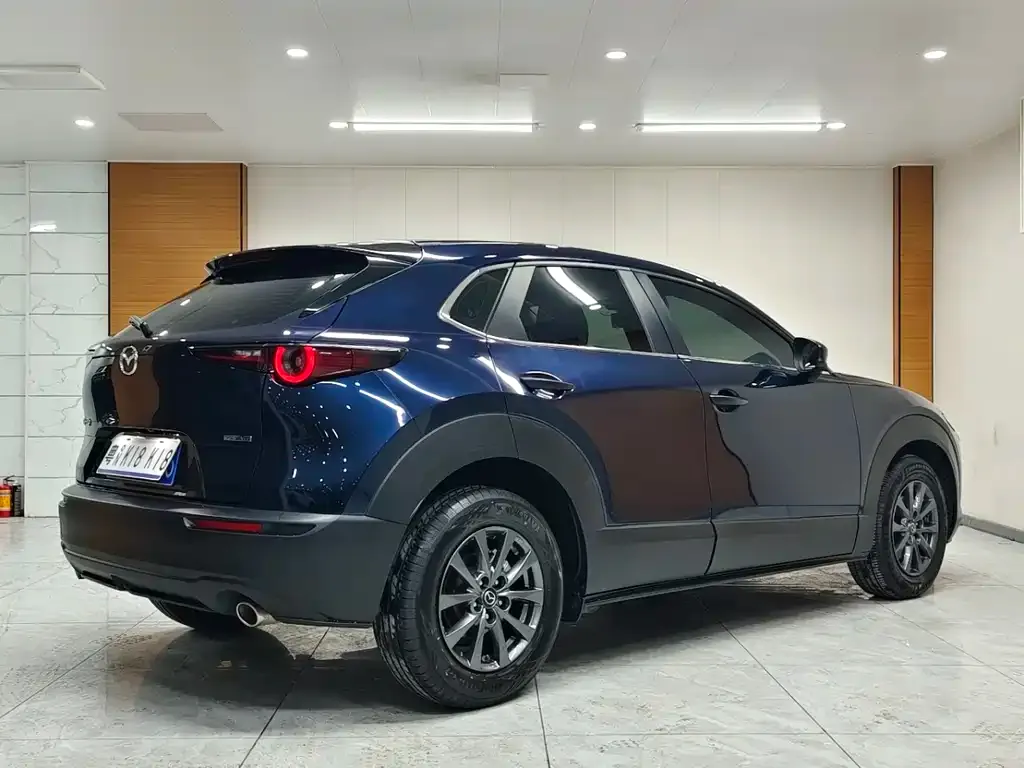 Mazda CX-30 — фото 8