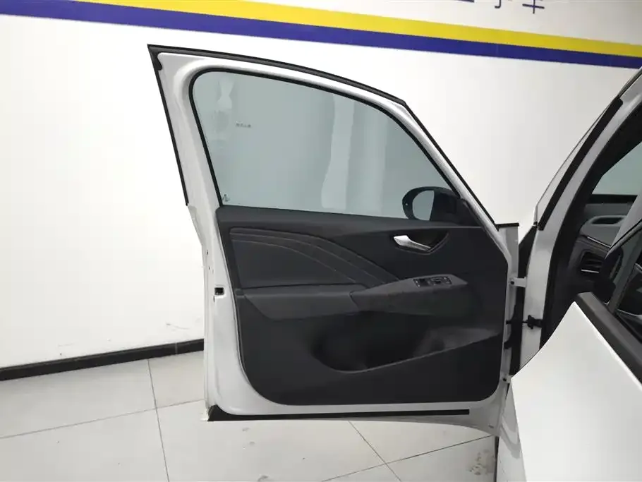 Volkswagen ID.3 2024 из CN, фото 5