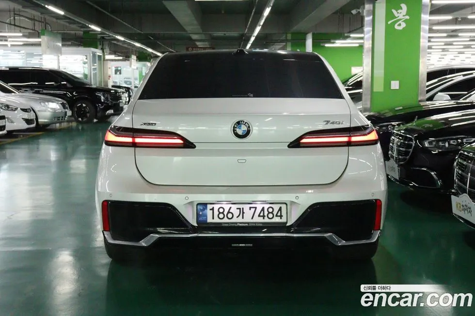 BMW 7-Series 2024 из KR, фото 8