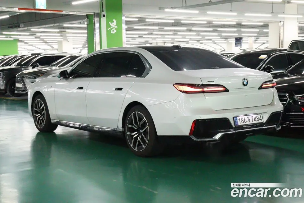 BMW 7-Series 2024 из KR, фото 10