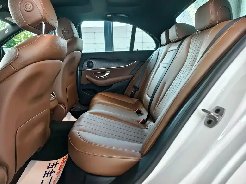 Mercedes-Benz E-Class 2022 из CN, фото 2