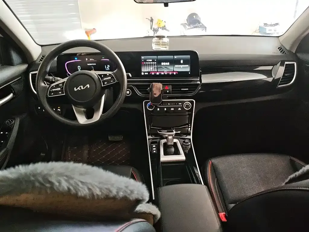 Kia Seltos 2024 из CN, фото 10