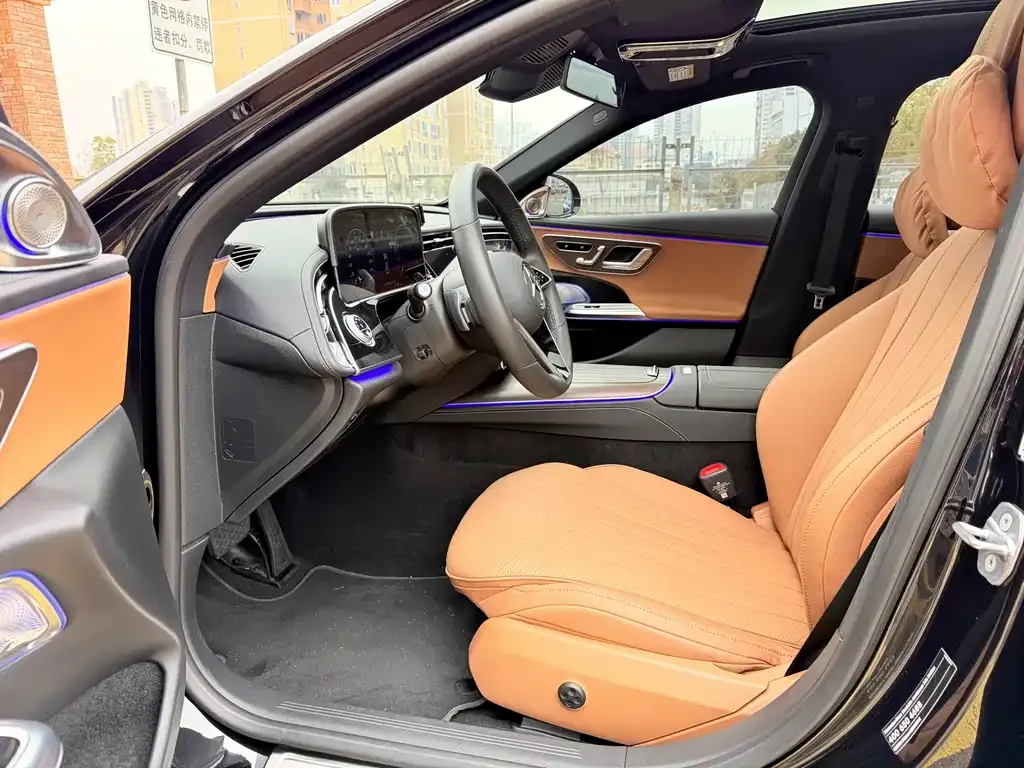 Mercedes-Benz E-Class 2025 из CN, фото 3