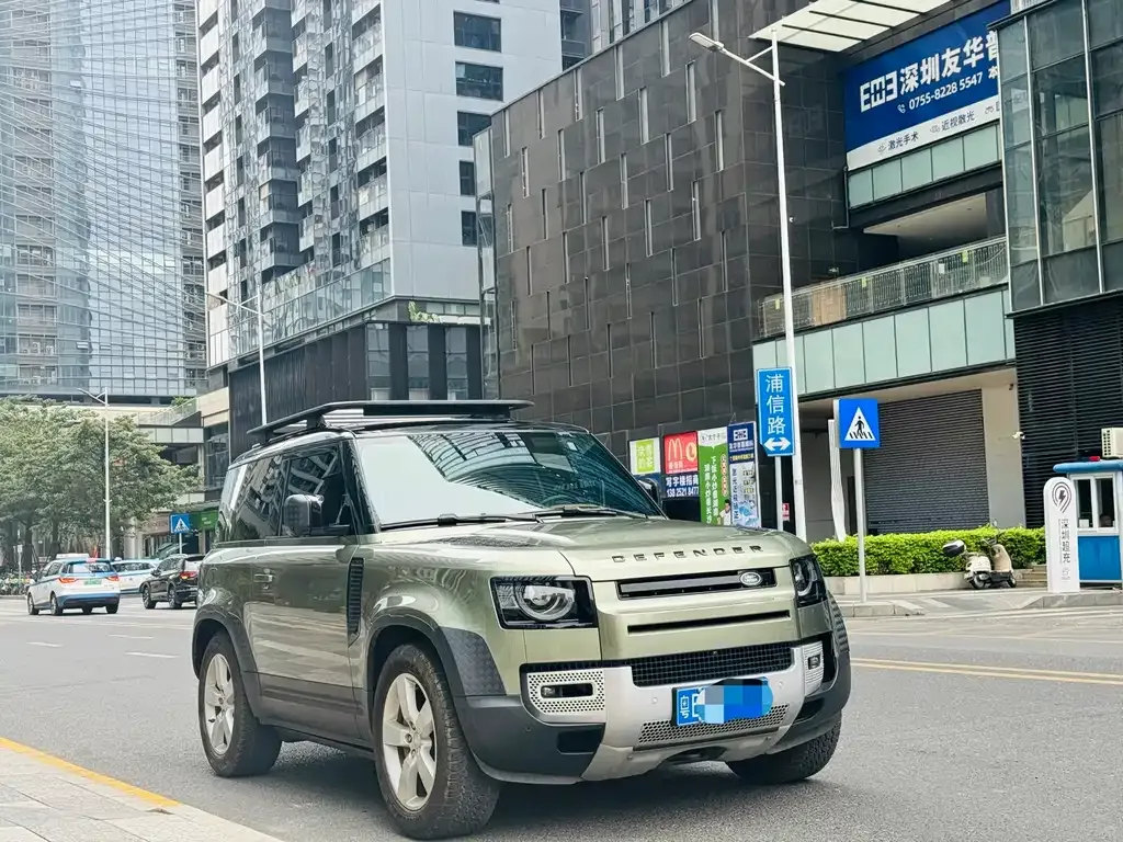 Land Rover Defender — фото 10