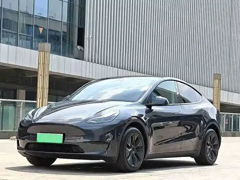 Tesla Model Y 2024 из CN, фото 1