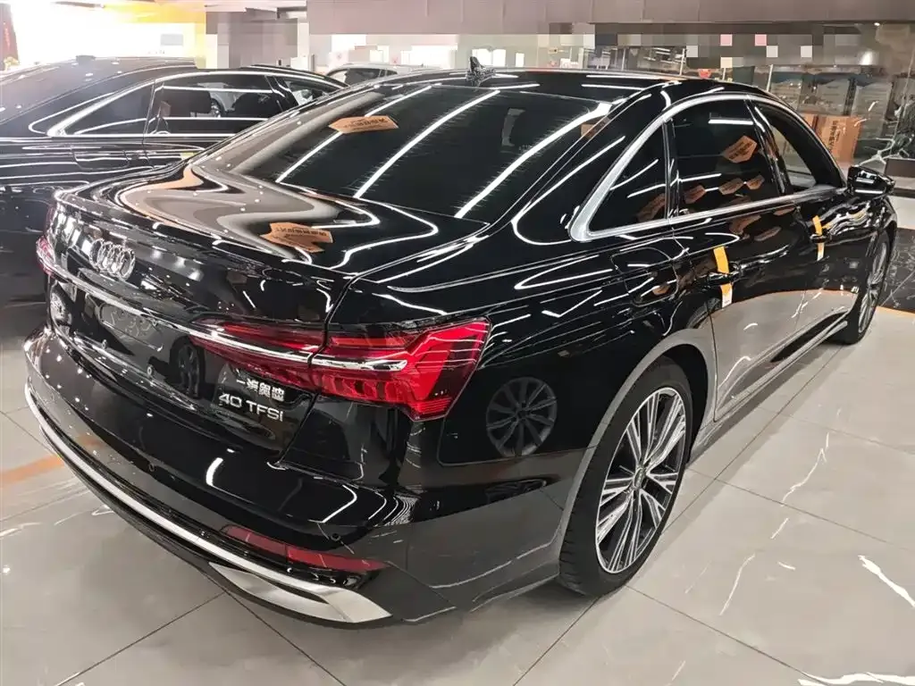 Audi A6L 2024 из CN, фото 8
