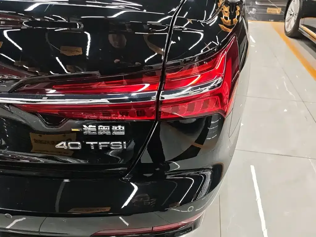 Audi A6L 2024 из CN, фото 4