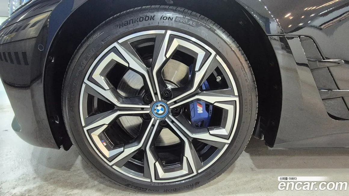 BMW i4 2024 из KR, фото 3