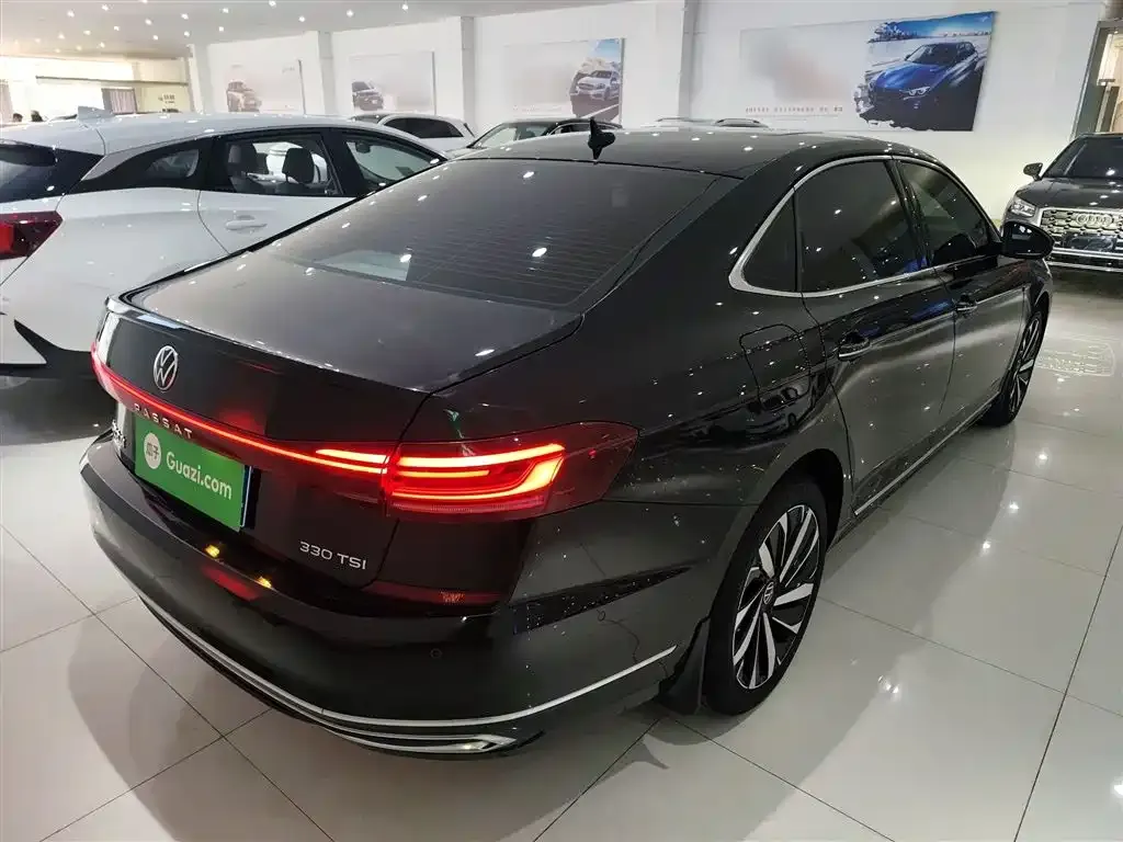 Volkswagen Passat 2022 из CN, фото 10